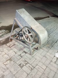 مبراشه ثلج للبيع مكان بغداد  للتواصل على هذا الرقم 07718190409