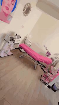 غراض مركز للبيع كامله هايدروفيشل وبخار وكاربوني واوكسجينو وسنترفيوج للتواصل ***********
