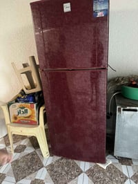 ثلاجة كشر • ما بيها ماطور • اغراض داخلية كاملة