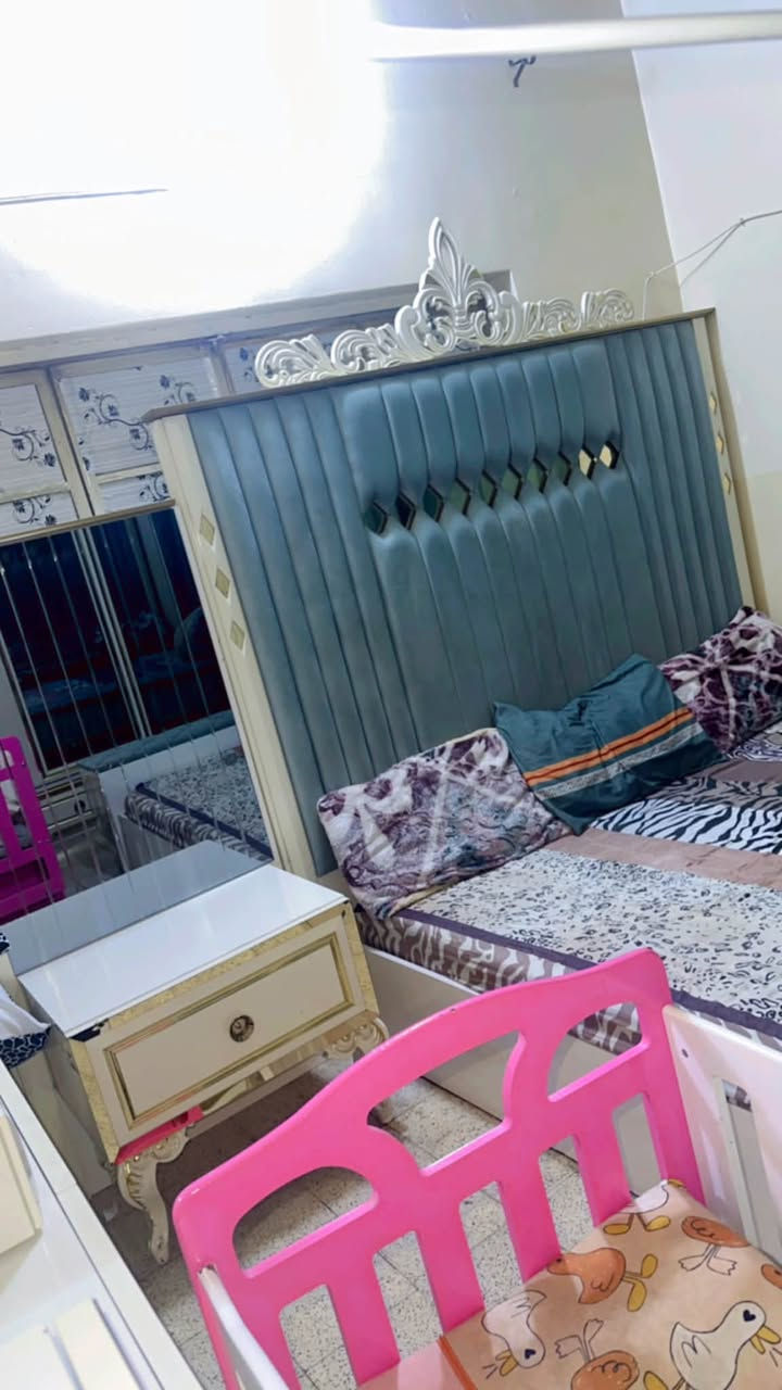الغرفة نزلت من سعرهه ٢٥٠ صارت مليون وربع
ماخذيه ٢٨ ورقه وبل معرض ٣٠ ورقه 
مع سديه ول ستور جدد  نزلت من سعره ماخذته ٣٠٠$ سعر قفل ١٥٠ شراي يتصل فقط عل رقم 
شراي فقط يتصل *********** بدون اي عملة فقط شراي 
موقع بغداد جديده
