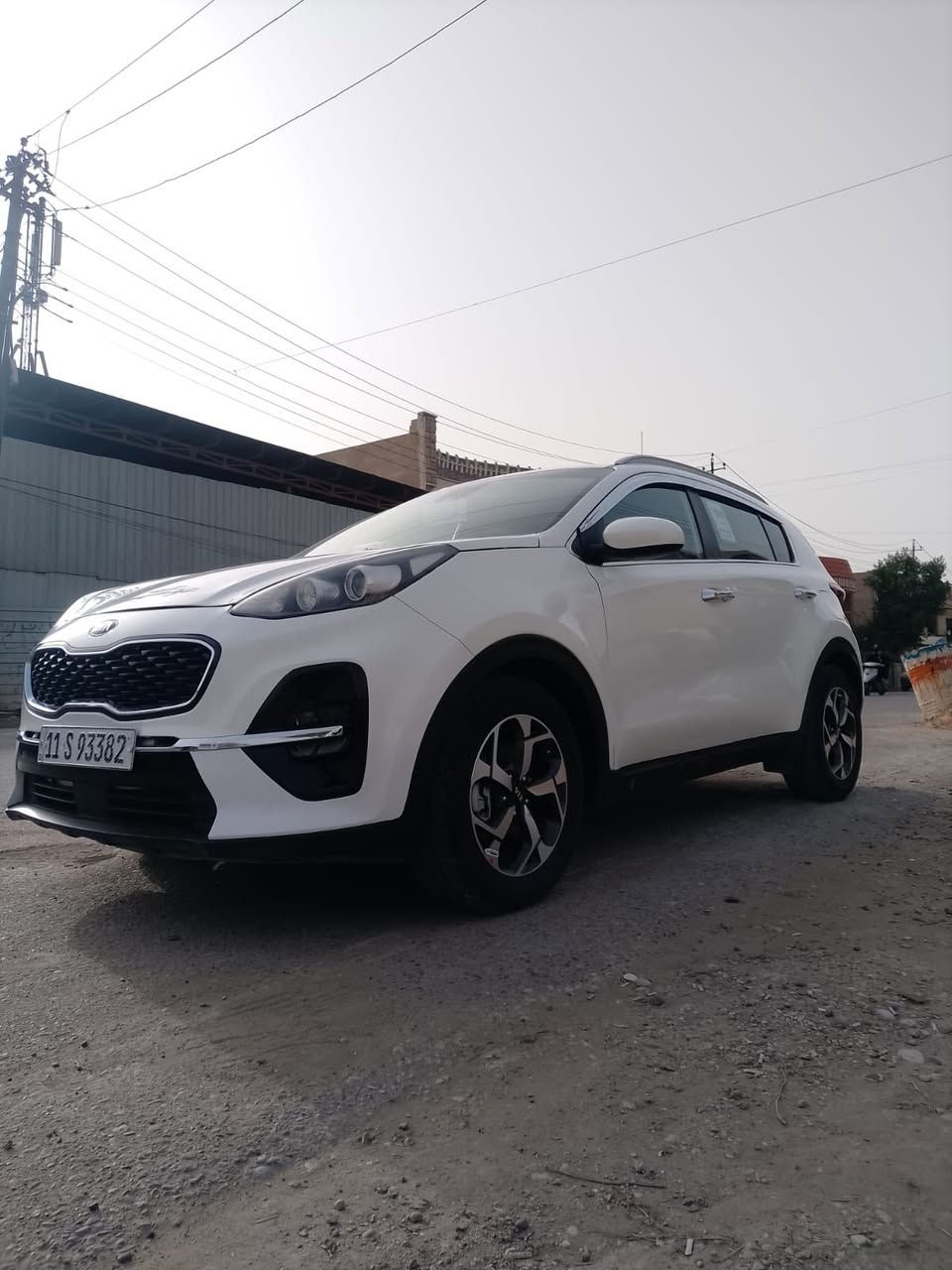 كيا سبورتج للبيع موديل ٢٠٢١ وارد امريكي حادث جاملغ وشويه بل بنيد يعني قطعتين نص فول سياره جديده لوك ماشيه ٥٢ ميل سونار مرفق مع المنشور صور امريكا مع المنشور مكان السياره بغداد البلديات السعر ١٥٥ ورقه ***********
