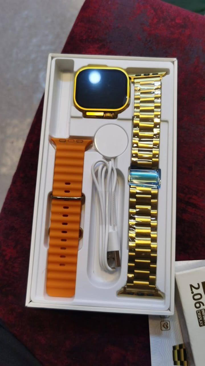 ⌚ ساعات ذكية جديدة – شاشة كبيرة 2.06 إنش Infinite Display  
✨ تصميم معدني أنيق مع أحزمة متعددة (معدني ذهبي، شبكي أسود، سيليكون برتقالي، كلاسيكي أسود).  
📱 تدعم البلوتوث مع جميع أجهزة الأندرويد والآيفون.  
❤️ قياس ضربات القلب، الخطوات، السعرات، والنوم.  
🎵 استقبال المكالمات والإشعارات + التحكم بالموسيقى.  
🔋 بطارية طويلة العمر مع شحن مغناطيسي سريع.  
📦 تجي داخل علبة مرتبة مع شاحن مغناطيسي وكيبل USB.  

💯 مناسبة للرياضة، العمل، والمناسبات الرسمية – ساعة عملية وأنيقة بنفس الوقت.  
 للتواصل عالخاص


**إذا كنت صاحب هذا الإعلان وتريد حذفه لأي سبب، رجاءا أرسل رسالة إلى الدعم الفني**