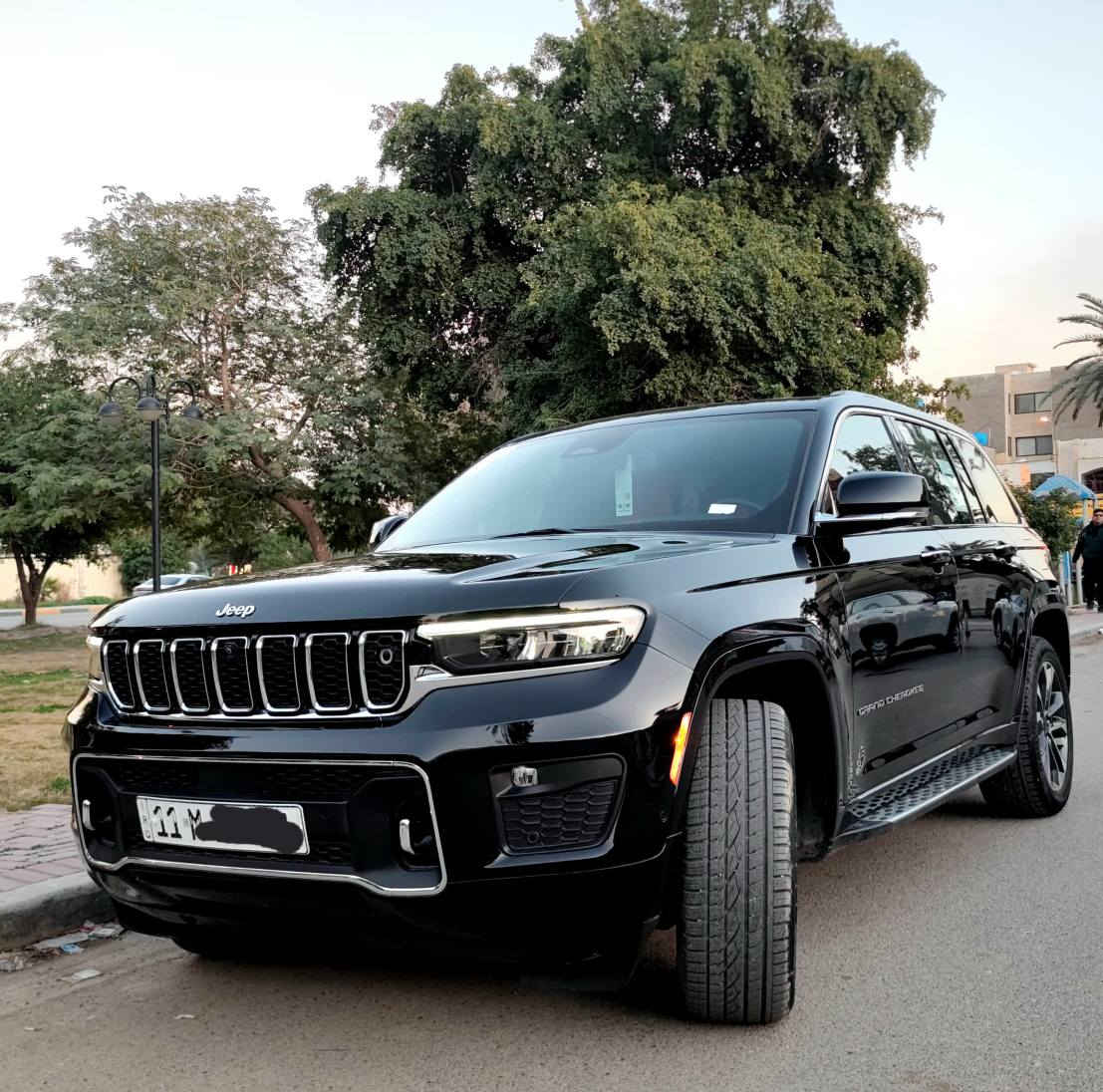 سلام عليكم ... اخوان عندي جيب اوفرلاند 2023 خليجي وكالة هارلم لون اسود رقم بغداد بأسمي وتحويل مباشر ماشيه 20 الف فقط السياره مكفوله من الضرر والصبغ ....طبعا السياره فول مواصفات واي نقص مابيه وسعرها 44800$ واي استفسار هذا رقمي ***********
مكان السيارة بغداد حي القادسيه
مواصفاته 
محرك 6 سلندر 36000
بانوراما 
جكات 
ناظور ليلي 
مساج بالكشنات
خمس كامرات   
3شاشات 
داتا شو 
فور ويل 
رادار امامي 
رادارات جانبيه 
باب خلفي كهرباء 
كشنات جلد لون احمر 
تدفئه وتبريد بالكشنات 
شاحن واير ليس بغداد, العراق
