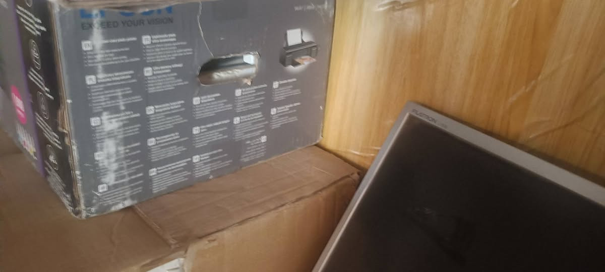 طابعة ابسن 805 للبيع غير مستخدمة اطلاقا بالكارتون لوك السعر 450 الف


**إذا كنت صاحب هذا الإعلان وتريد حذفه لأي سبب، رجاءا أرسل رسالة إلى الدعم الفني**