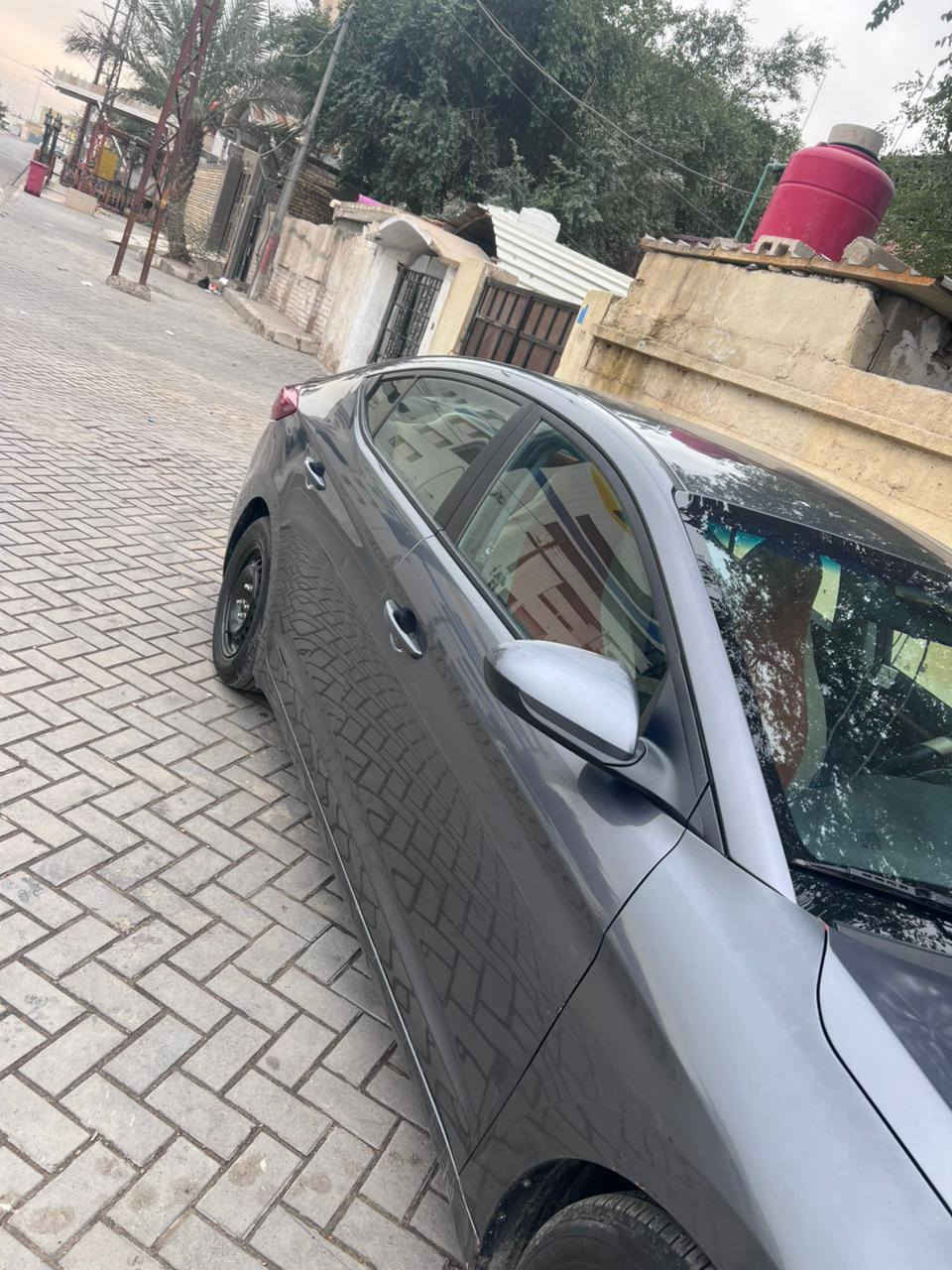 سلام عليكم النترا وارد امريكي مكينه ٢٠٠٠دوش كير أي تي المرغوب معوقين بصره اصير حرة بل ٢٧ السعر ١٢٢ وقابل للتفاوض لتواصل *********** عمله مكلف بل نشر ذ
