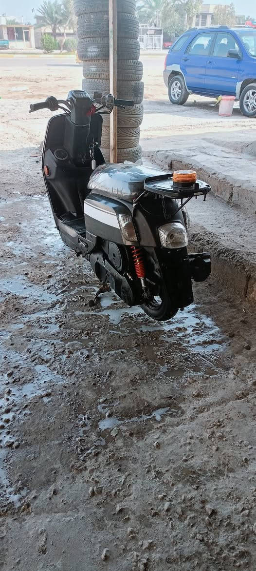 السلام عليكم دراجه بوليس مصطره مكينه ما مفتوحه للبيع او مراوس السعر 700  المكان بابل سده الهندية الرقم ***********
