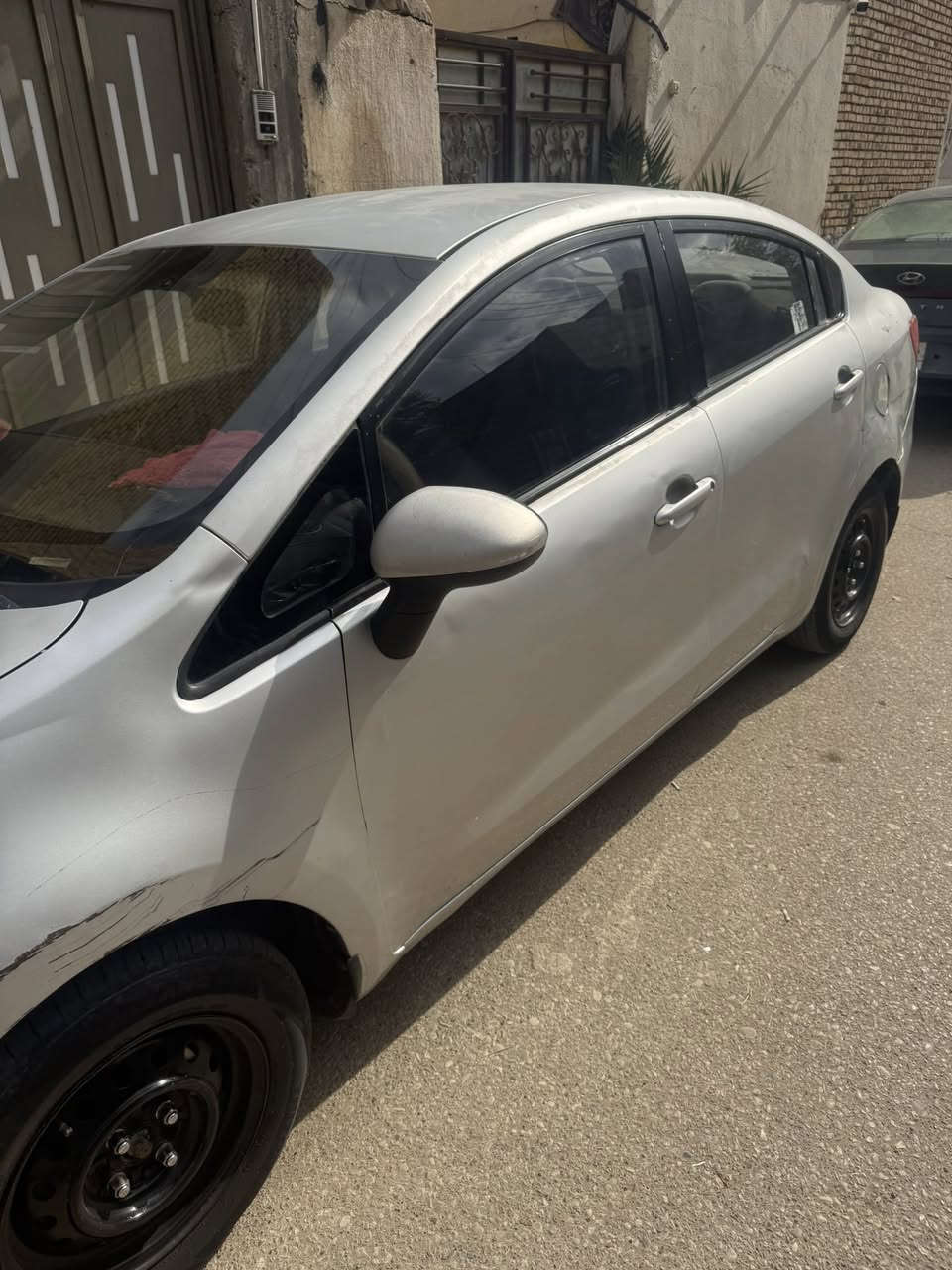 ريو 2013مكفوله المكان ناصريه حي اور رقم صاحب سياره ***********مكلف بالنشر
