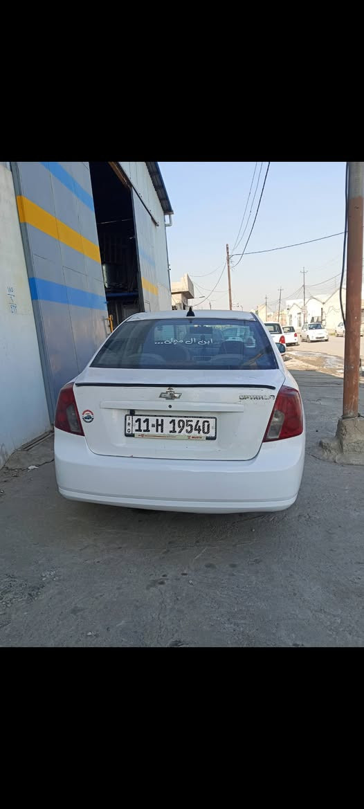 رقم انكليزي ب اسمي سنويه ما ساقطه
تبريد ثلج 
ضررها جاملع وباب خلفي
والدائره الخلفيه مصلحه 
المكينه بيها صرف ونفخ بس ماشيه 
كير عادي 
شاشه ايباد اكبر حجم 
تايرات جدد زوج 
وباتري جديد 
تحويل مباشر بلموصل
مكاني موصل حي السماح 
للتواصل خاص او ***********
سعرها 63 بيها مجال
