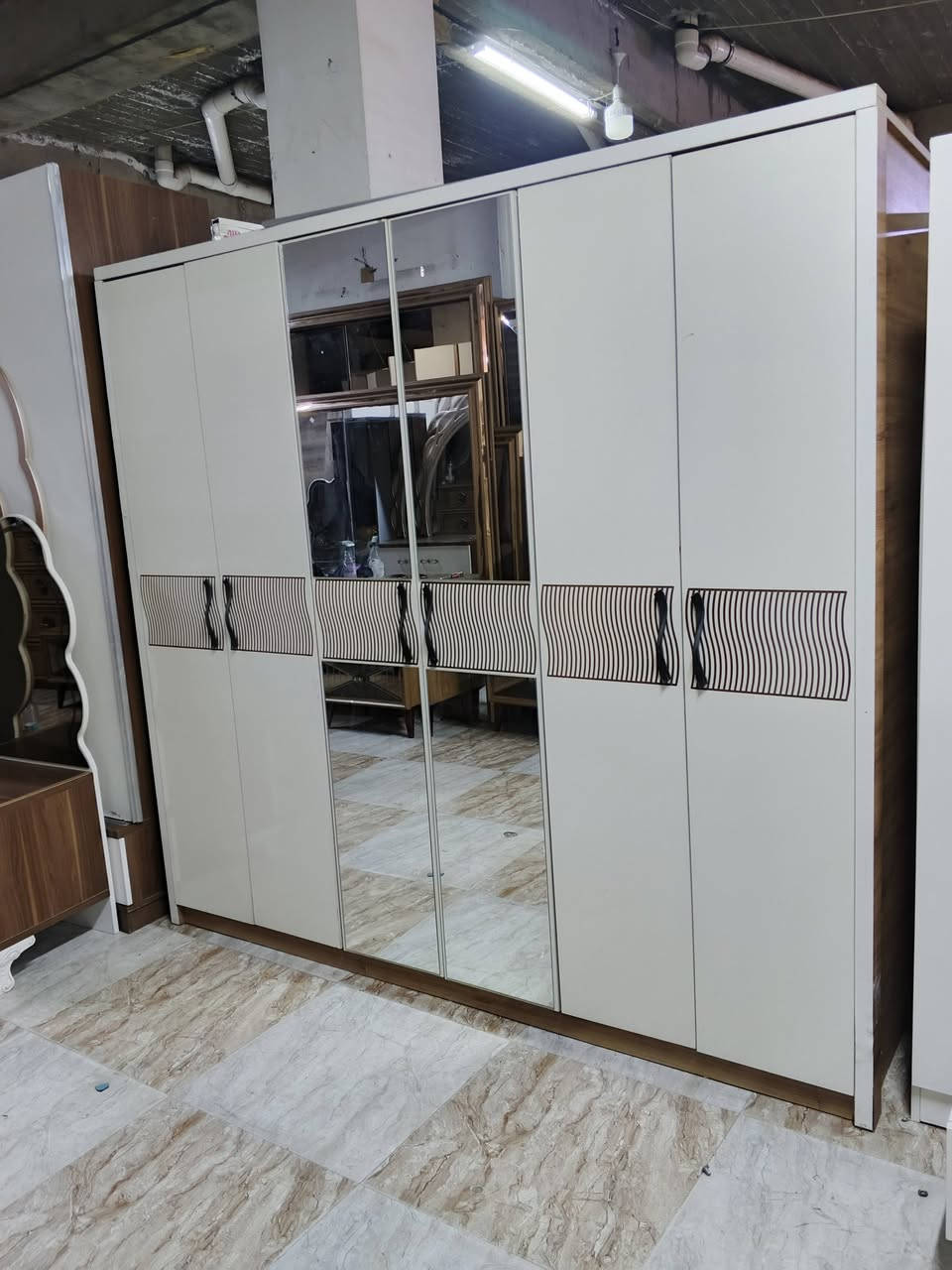 غرفه نوم 6 قطع كلش نضيف  سعر 350 الف
 شراي يجي خاص عنوان كركوك


**إذا كنت صاحب هذا الإعلان وتريد حذفه لأي سبب، رجاءا أرسل رسالة إلى الدعم الفني**