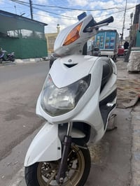 دراجه سكنس لبيع بيه تزويد اصليه مكاني طوبجي سعره خاص بس واتساب رقم متو...