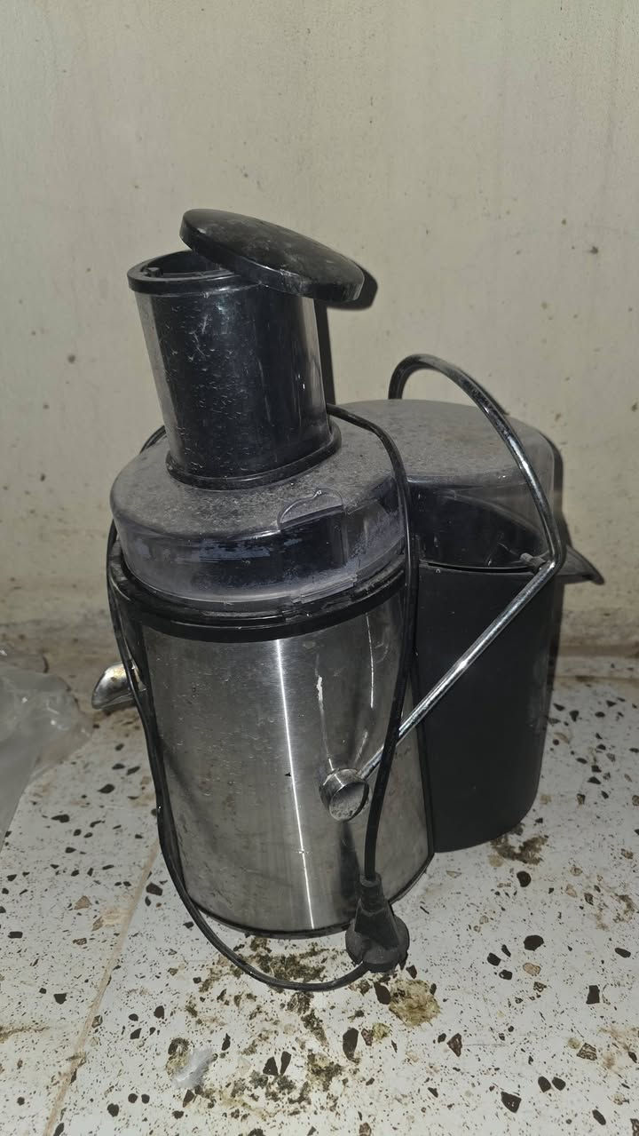 اغراض جديدة و ما مستعمل حط سعرك و اخذه بل خير


**إذا كنت صاحب هذا الإعلان وتريد حذفه لأي سبب، رجاءا أرسل رسالة إلى الدعم الفني**
