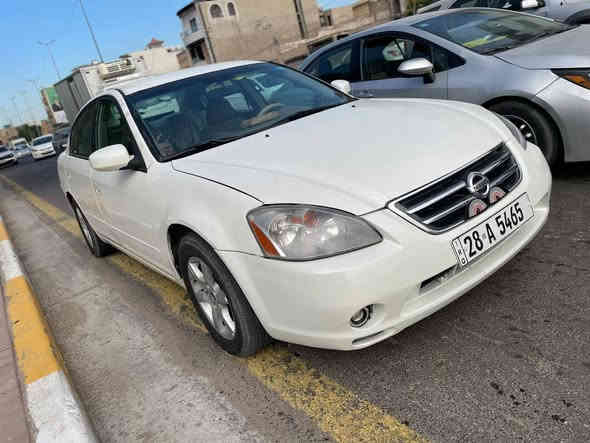 نيسان التيما
موديل ٢٠٠٦
سياره خليجي 
صبغ جزام 
من عنده القمره 
كير محرك مكفول 
تبريد ثلج 
مكان السياره الاعظمية 
سعر ٦٩ وبيه مجال قليل 
بيع فقط 
بدون مراوس 
***********
