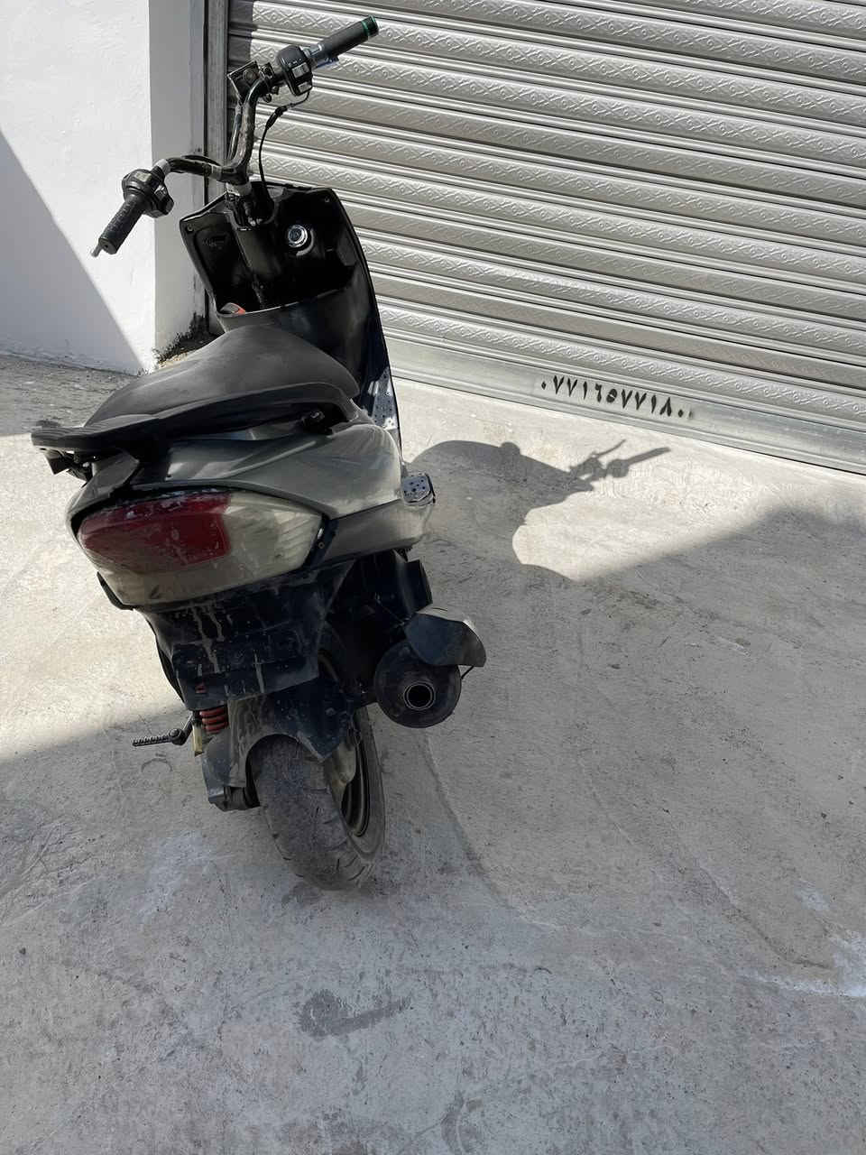 دراجة ماكس للبيع جاهزة من كلشي نقص سلف فقط بوشة ٥٥ هندر واحد ضفيرة جديدةً بيدي بدلتها جاهزة مجهزة بيع فقط العنوان بعقوبة المنجرة هاتف *********** السعر ٣٢٥ بيها مجال
