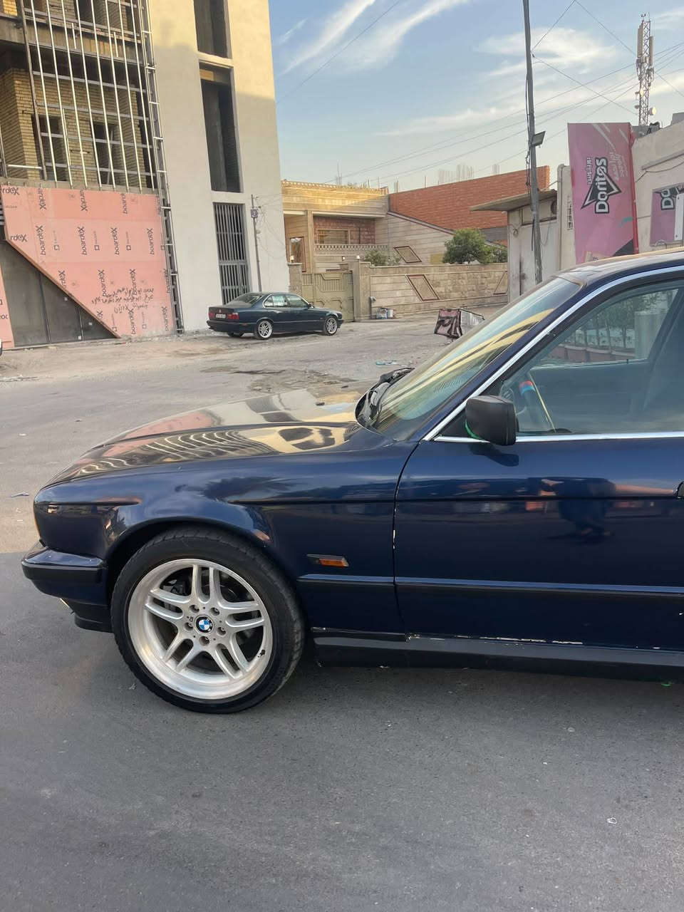 اعادت النشر بسبب الوعود موديل 92 بسمي رقم بغداد انكليزي هزة جديد محرك كير تخم تاير صدر امامي خلفي جاهزة السيارة وين ماتريد اترايك سلايت شغال كشن كهرباء شغال كهربائيات كلهة شغالة نقص بس تبريد مكان السيارة بغداد السعر قفل قفل ٣٦ لان نزلت السعر مستعجل على بيع للتواصل ***********
