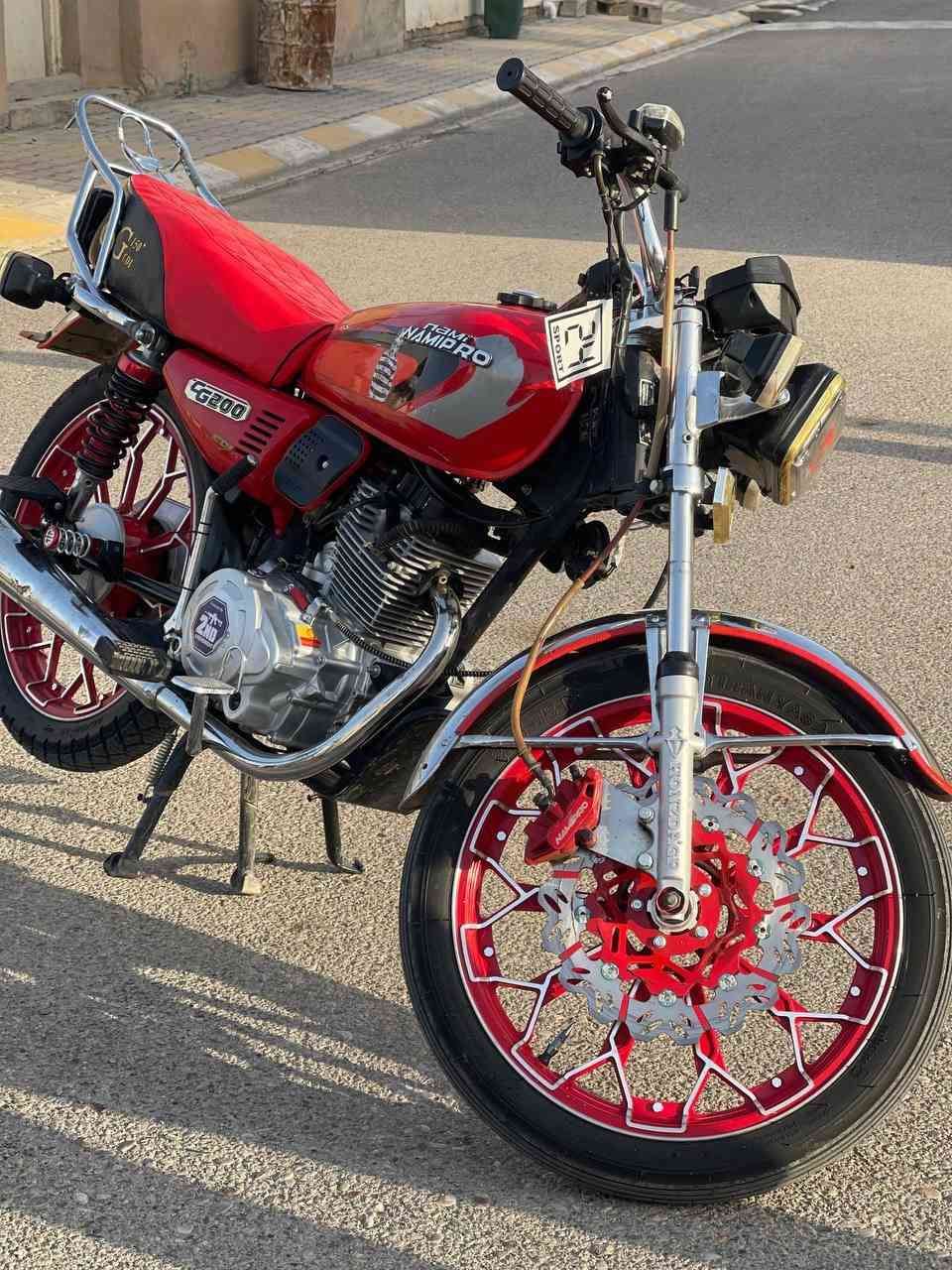 سلام عليكم دراجه للبيع موديل2024 نضيفه احله من الصور مكينه 200 مكفولة سعر 700 وبي مجال مكان ديالى سعديه 
***********
