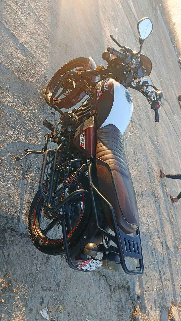 السلام عليكم دراجه داي وان موديل 2024 دراجه مكفوله كفاله عامه بيه نقص بس صينيه السعر خاص مكاني الخالص الشراي يتصل و احنه بل خدمه


**إذا كنت صاحب هذا الإعلان وتريد حذفه لأي سبب، رجاءا أرسل رسالة إلى الدعم الفني**