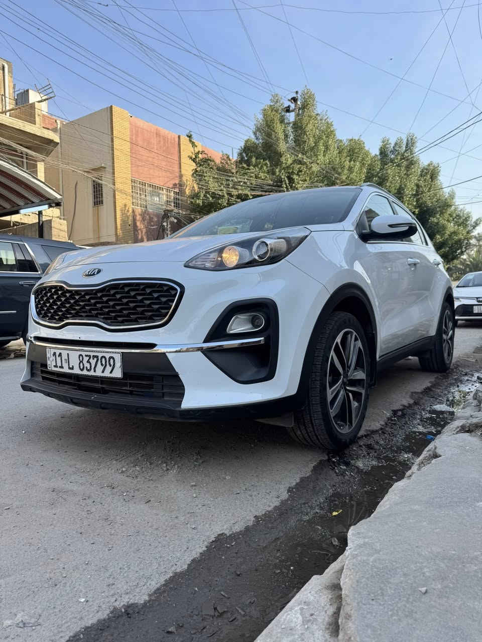 سلام عليكم 
للبيع سبورتج 2021 

مكينه 2000دوش 
ماشيه 27حقيقي حقيقي 
ويل كروم 
أشاير ترحيب 
مري شفط 
اريل نفيكيشن 
شاشه بلاديه ام البوصله 
سبير منازل 
3اوضاع قياده 
(سبورت ،ايكو ،نورمل)
سياره دوليه بعدها بالضمان  
كشاف نهاري 
داخل حمصي 
حساسات خلفيه 
جامات أماميه اوتو 
تبريد ثلج 
السياره استخدام شخصي 
السياره جديده بمعنى الكلمه 
ومكفوله كفاله عامه عده الشخط الي بالفيديو 
سياره معروضه ٢١٠وبيها مجال للشراي  
مكاني بغداد ***********
