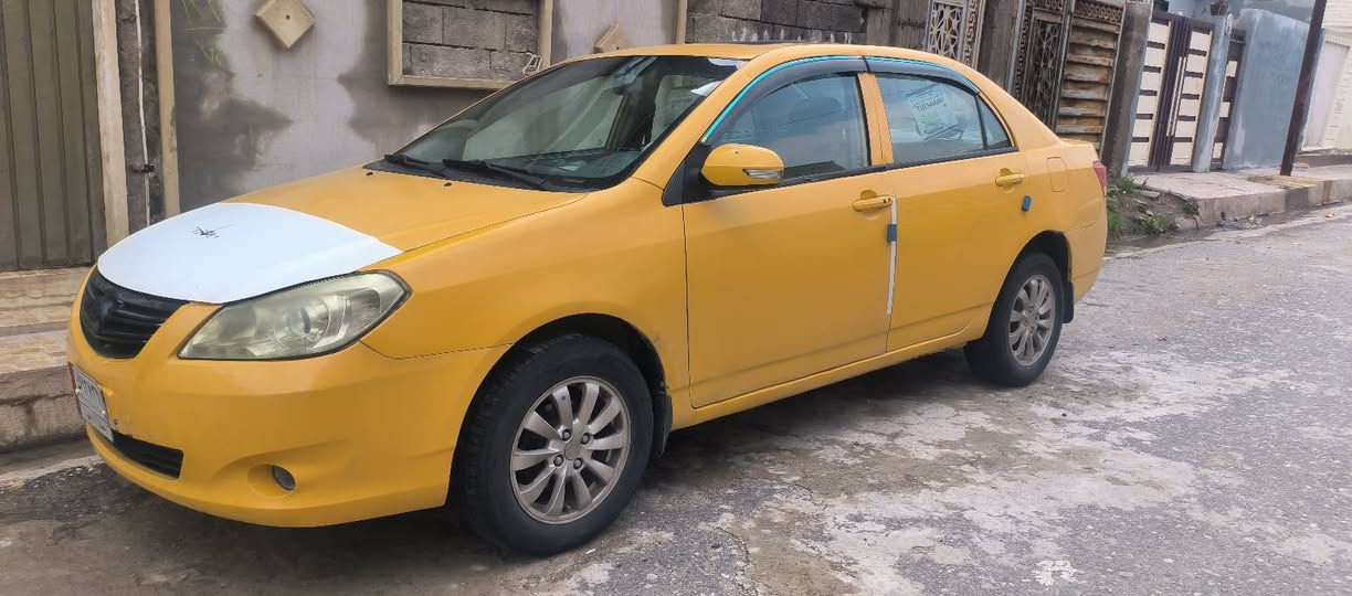 بي واي دي جي ٣ / ٢٠١٣
محرك و گير كورلا بيكاتشو ١٨٠٠ 
سيارة ب اسمنا سنوية الى  ٢٩  انلگليزي بسنوية لكن لوحات قديم يعني تحتاج تبديل لوحات فقط 
هيأة غرامات صفر تأخذ صافي 
سعر ٦٠ ورقة 
***********
