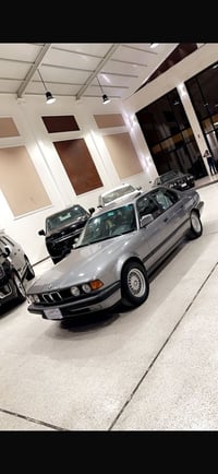 BMW 735 مفتوح فول مواصفات الاخير رقم بغداد بسمي صبغ عام جماليه سياره ج...
