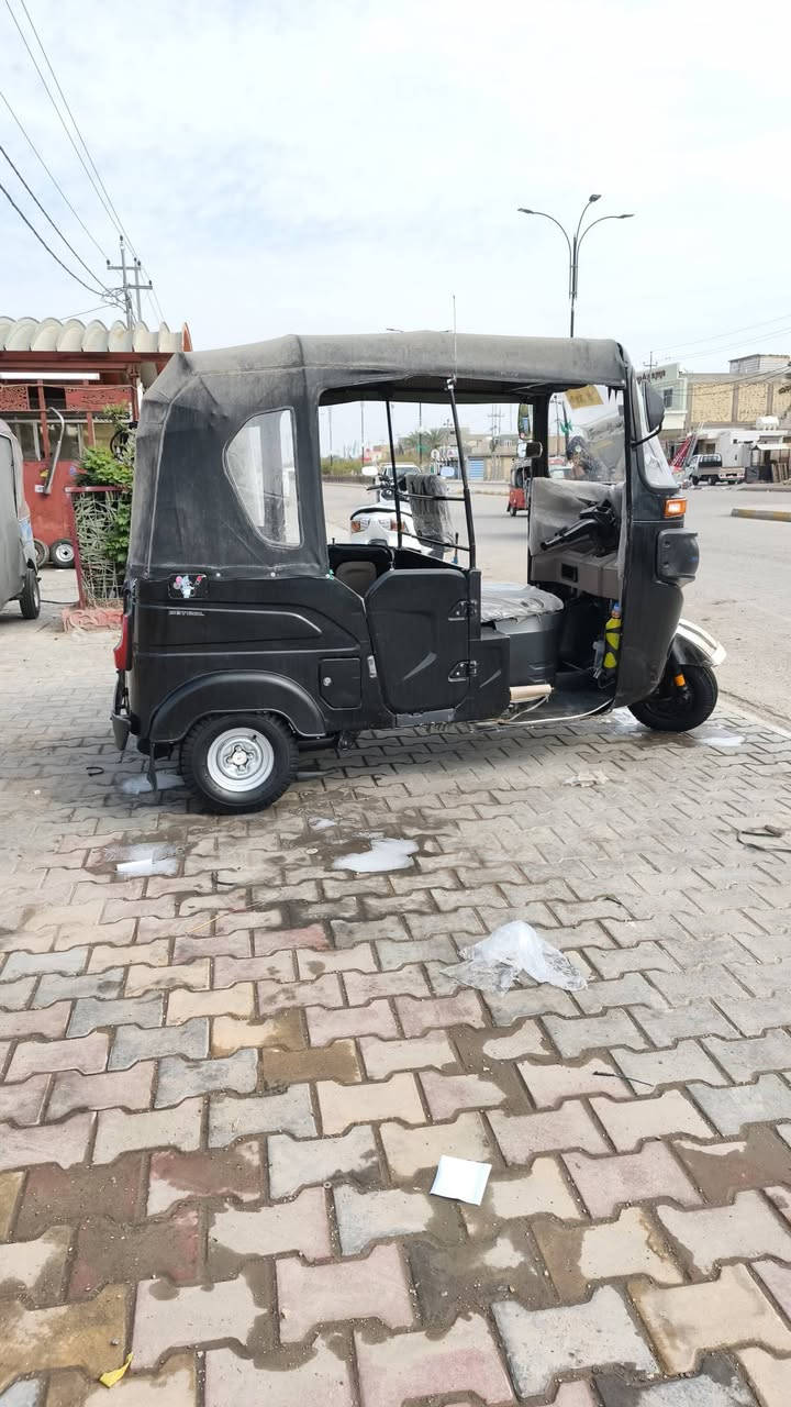 سلام وعليكم تكتك البيع مديل 2022 شهر 9 رقم واسط تكتك مكفولة ما عده ضربه زغيره معمر يم البك الايت مكينه و اكسن ما مفتوحه تكتك جاهزه مكان كوت الحي ***********
