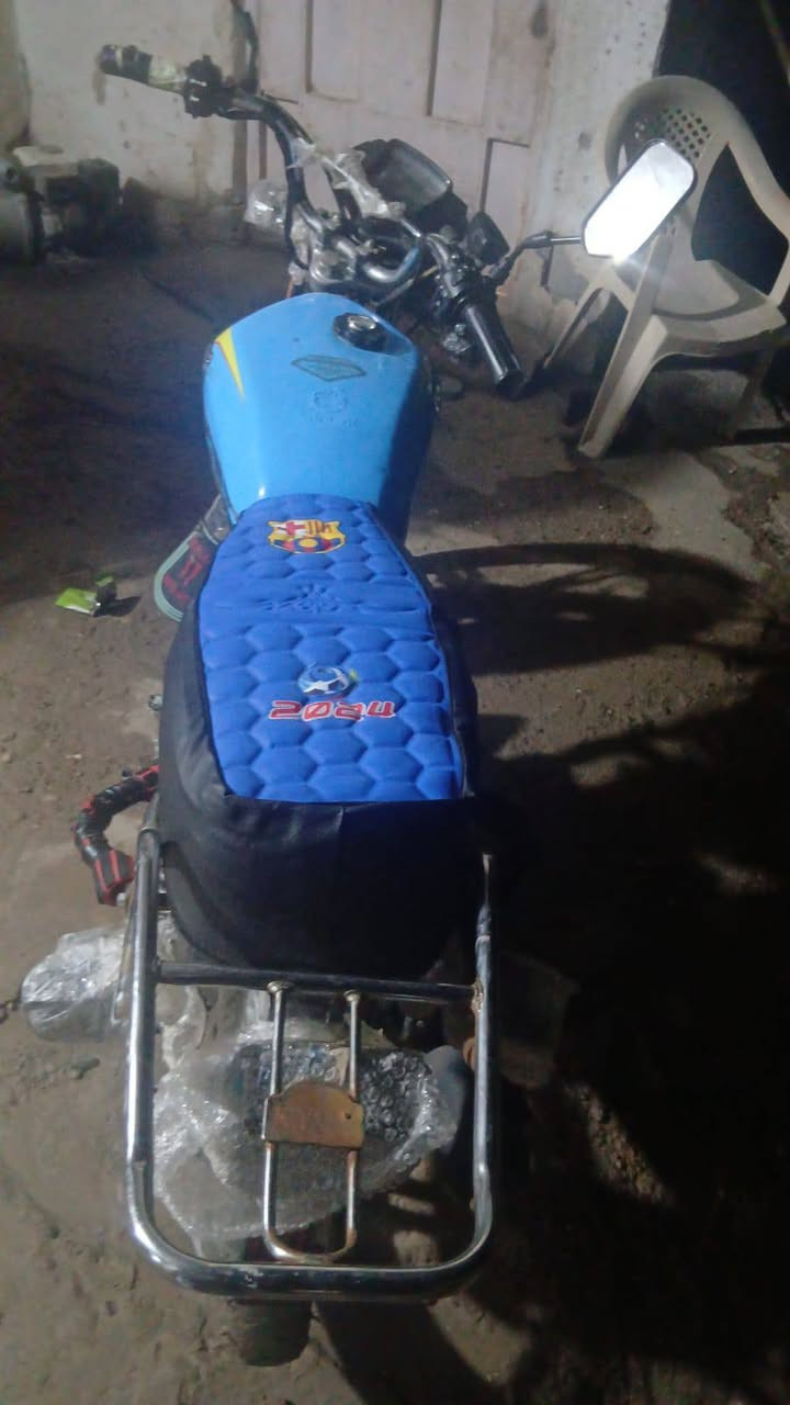 سلام عليكم دراجه سيفان ٢٤مكاني محموديه السعر 600او بيه مجال ***********
