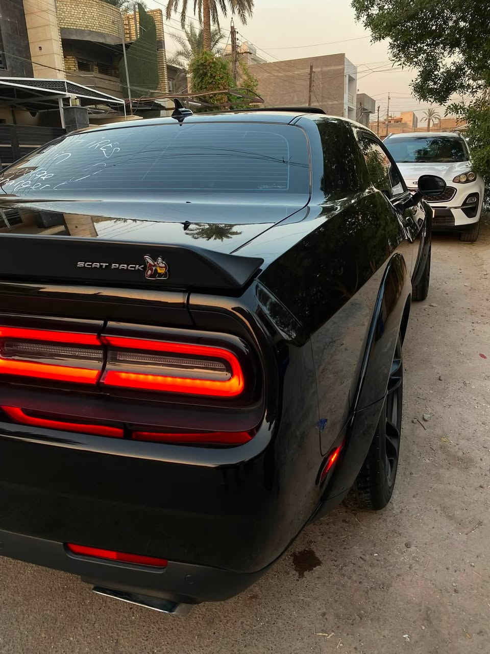 بيع او مراس دودج جالنجـر ( سكات وايـد بـدي أصل ) SRT
الموديل: [ 2023 ]
المحرك: [ V8 / 6.4 ] 
الگير: [ أوتوماتيك ]
الممشى: [ 27ميل ]
الون : [ اسود  ] 

 رقم الشاصي بلمنشور

[ الـــــمـــواصــفـــــات ] 1/1

- فتحة سقف
- رادار أمامي 
- تشغيل عن بعد + بصمة تشغيل 
- شاشة كبيرة 
- كاميرا + كار بلي 
- سستم سماعات ( هـارمن كاردن ) 
- مقاعد جلد + الكنتارا 
- مقاعد كهربائية 
- مقاعد تدفئة + تبريد 
- مقاعد خزن ميموري 
- حساسات خلفية 
- فجـوج بـريمبو 6 بستم أمامي وخلفي 4 بستم 
- ستيرن تدفئة 
- ستيرن كهربائي 

السياره دخول جديد منفيس باسمي

الموقع:  بغداد العامرية

السعر 250$

للتواصل (***********)
