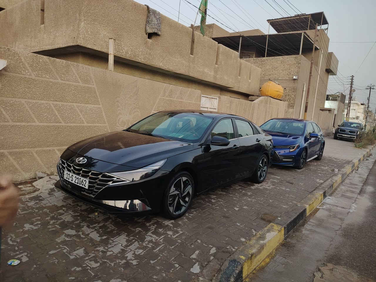 لون اسود
النتراا هايبرد موديل ٢٢
رقم بغداد ب (اسمي) 

سياره بدون صبغ مكفوله من الصبغ

بيهه بنيد مبدل 

سياره كفاله عامه  

 

فول1/1🔥🔥

مكفوله من الشواصي 

 - مواصفات  فول الفول

-بصمة تشغيل ابواب وصندوك. (بصمة ابواب لمس) 

فتحة سقف ( سلايد روف ) 

-محرك 1.6

-كاميره  خلفية دوارة 3 وضعيات 

-رادارات 360 درجة ( امامي جانبي خلفي ) تمنع التصادم الامامي والجانبي والخلفي

-التحذير عند فتح الباب 

-تحكمات ستيرن 4 جهات 

٨-دشبول شاشة 4 وضعيات للعدادات

- 3 وضعيات قيادة ( عادي سبورت ذكي ) 

- مثبت سرعة ذكي ( التحذير عند مغادرة المسار )

‏-Auto Hold التوقف لفترات قصيرة

-الهاند بريك بصمة

-شاشة بلازمة حجم كبير لمس تدعم نظام الابل كار بلي والاندرويد اوتو بدون كيبل يربط التلفون واير ليس و GPS  

-شحن واير ليس 

-ويل كب مميز

-نظام الصوت Bose عدد السماعات 8 -

تشغيل عن بعُد 

-اشاير بال مري

-اضواء ترحيب عند الاقتراب 

-لايت لد 3عدسات وسكنات لد 

-كشنات جلد السايق كهرباء 

-نقطة عمياء

-تدفئة/ تبريد بالكشنات

- لد متغير الالوان 12 لون على طول الدشبول

- كير اوتماتيك و S عادي

-تحديد مسار وقيادة ذاتية  ورادار امامي 

- مانع انزلاق

- بصمه ابواب لمس 

- شاشه متصله +شاشه دجتيل

اتصال ***********
