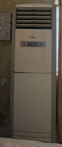 سبلت كنتوري LG مستعمل نظيف  وشغال للبيع السعر مليون دينار وبي مجال للا...