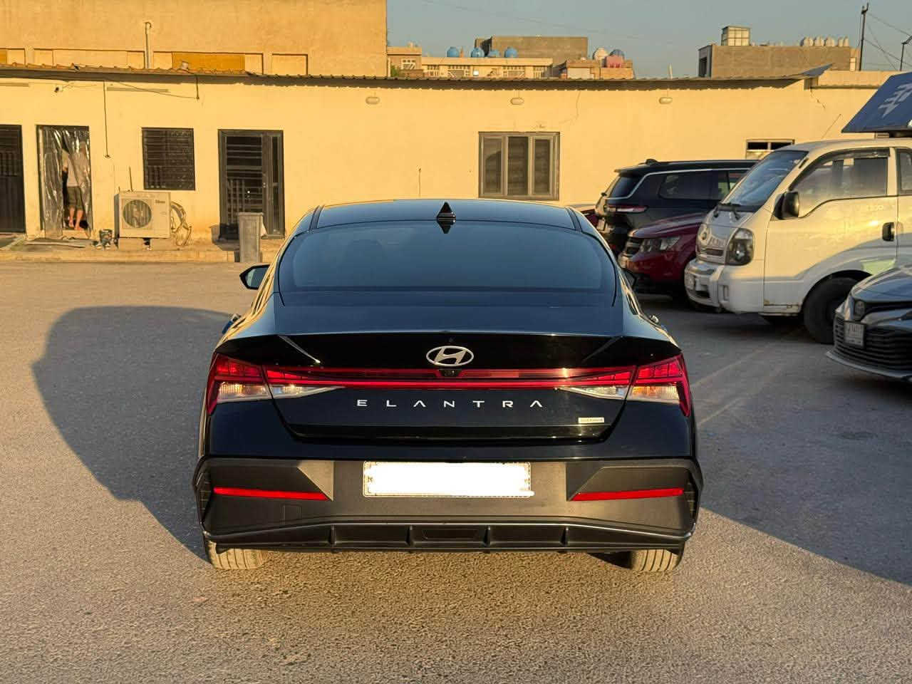 سلام عليكم اخوان
انضف النترا هايبرد بالعراق كلين تايتل مكفوله حتى الدعاميات كبس شركه
السعر 160 قفل بيع سريع 
ماشيه 13 الف كيلو رقم بغداد 
***********
