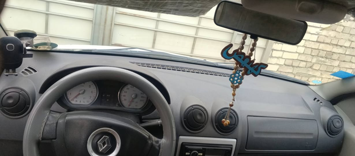 للبيع رينو لوكان مديل 17 رقم بغداد مكفولة للستفسار ***********
