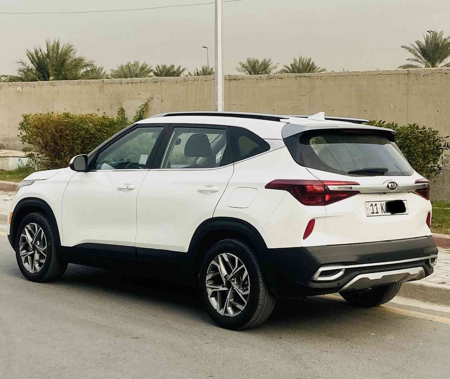 السلام عليكم
كيا سلتوس موديل 2023 

وارد امريكي لون ابيض🤍 رقم بغداد بأسمي 

مكينه 2000 دوش🔥
ماشية 58 الف

تبريد ثلج❄️
مواصفات:
•رادارات امامي خلفي جانبي
•كامره خلفيه HD
•تحكمات ستيرن 
•بصمة
•تشغيل عن بعد 
•سستم صوت بلادي
•فور ويل
•ثلاث انظمه قياده 
•قياده ذاتيه
•كروس سرعه
•اشاير مري وتحكم كهرباء

صبغ بنيد وجاملغ وباب جهه عكس السايق
شواصي لغود كفالة
 السعر 160 وبي مجال بسيط 
مكاني بغداد العامرية ***********
