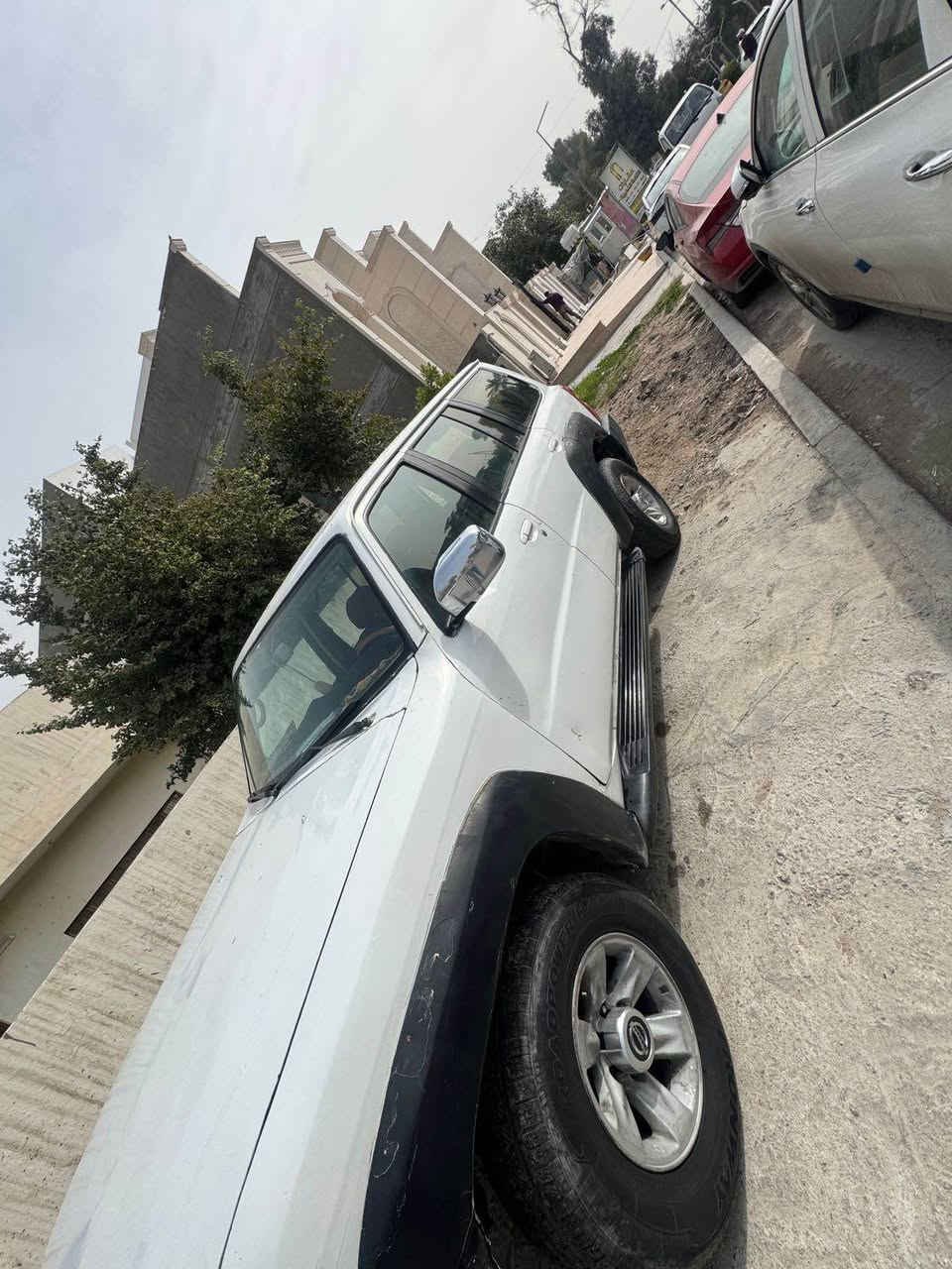 السلام عليكم
نيسان باترول 
موديل ٢٠٠٨ 
مزاد وزارة الداخلية 
سياره بيها نقوصات يرادلها ترتيب 
سعرها ب ٧٥ و بيها مجال 
مكانها بغداد اليرموك 
للاستفسار *********** بغداد, العراق
