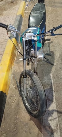 دراجة نارية • متياز • جديدة الشط