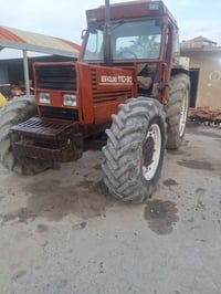 للبيع فيان ١١٠ ٠٧٨٢١١٦١١٩٢ابواكرم