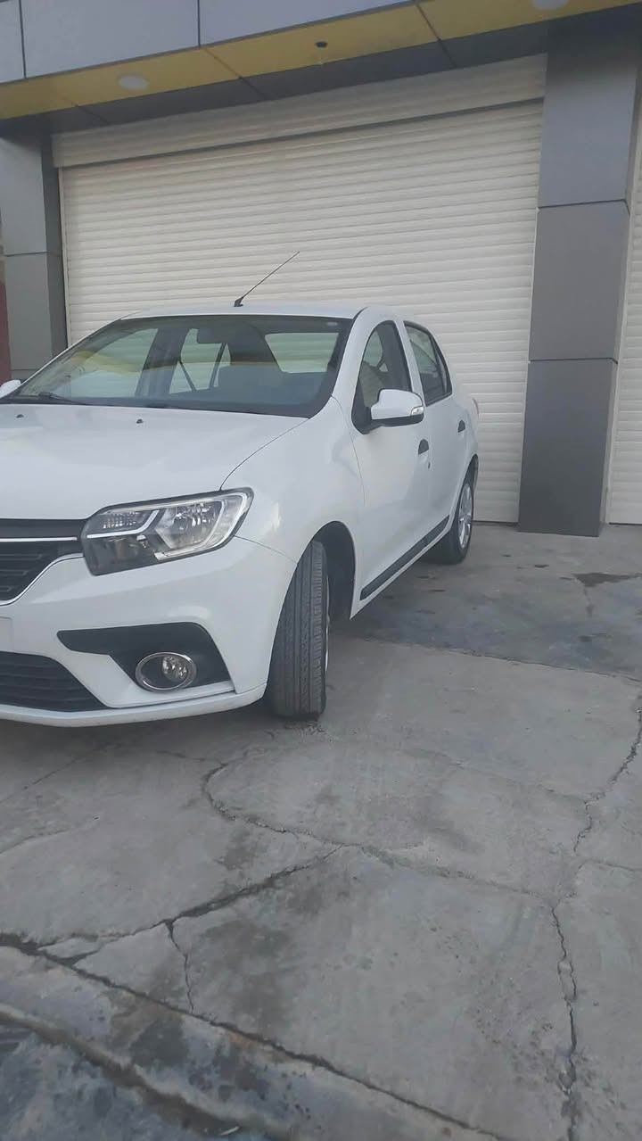 سەرەتا بە ناوی خوای گەورە و میهرەبان

فرۆشتنی خێرا

رینۆ سومبول

مۆدیل ٢٠١٩

سپی بەفری

مواسفات خلیجی و گیر تۆماتیک و دەبل گیر و قفل مرکزی و جام کارەبایی و لید و ئاوینە ئیشارەت و زۆر مواسفاتی تر..!

نموونە لە جوانی و پاکی

یەک دەستە سەیارەکە 

گیر و مەکینە و کارەبایی و تەبرید و تەقە و رەقە و تندوتۆلی بەشەرت

٤٠ هەزار کیلۆمەتر حەقیقی رۆشتووە

بی بۆیاخ و بی ساردە

پیش و پشتی کەپسە

سەقف و شان و چواردەوری  شوشەیی

چوار تایە و ویلی لۆکی بیلادی لە ژێرە

دەعم و لیدراوی بەشەرت

هەموو گیانی لەسەر دەقی بیلادی ماوەتەوە

ماڵی دۆستە و دیناریک مەسروفی نیە

بۆ عەیب و عار پرسیار مەکە .!

شوین// هەلەبجەی شەهید

سعری// ٩٢ گڵا و مجالیکی برایانەی تیدایە

ئاسیا ***********

کۆرەک ***********

واتساب و تیلگرام و ڤایبەری لەسەرە.! حلبجة, السليمانية
