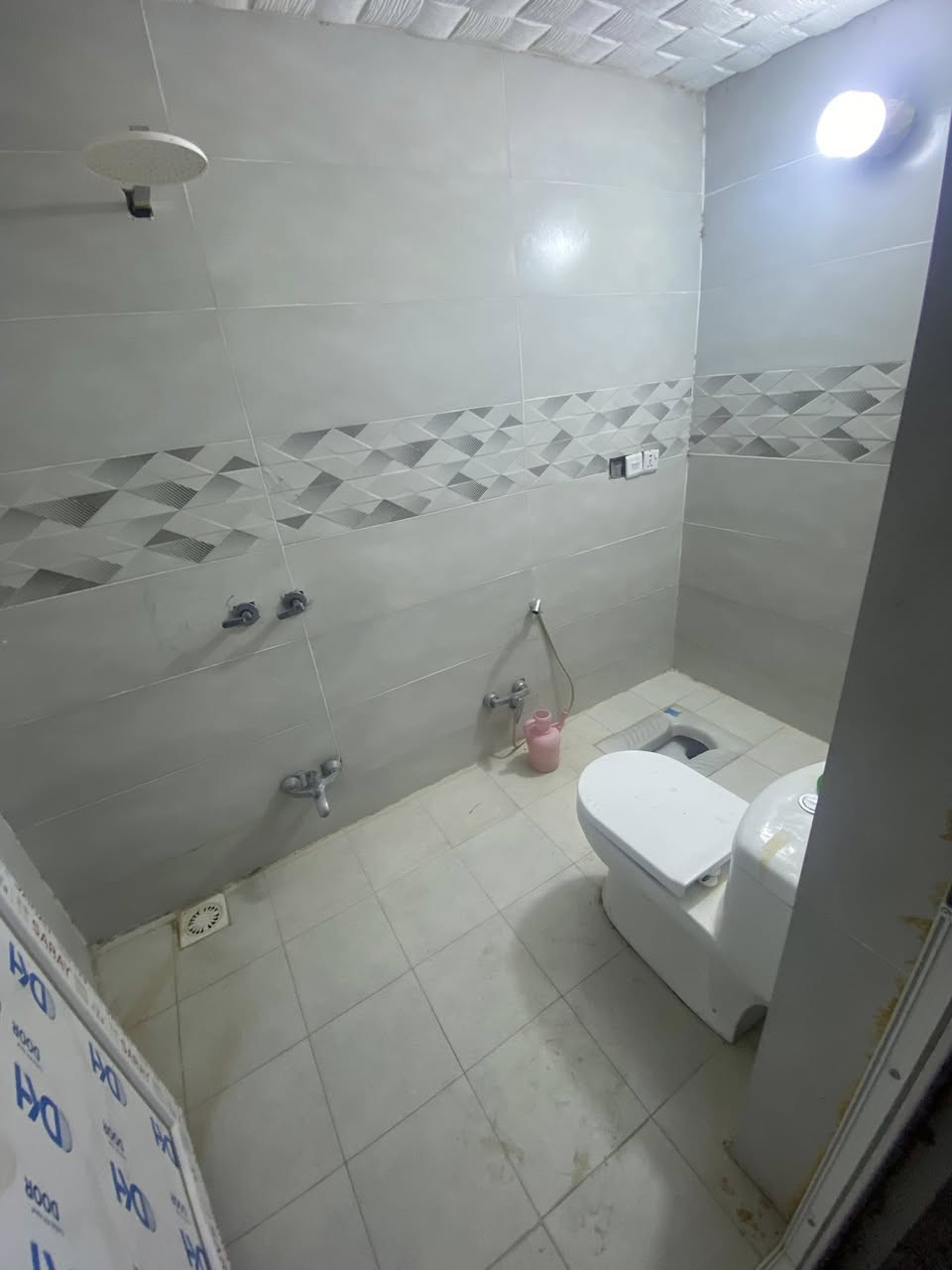 ❗️بيت للبيت 🏠   180متر في بانميل  بظهر باخجى خوشي يحتوي الطابق الاول على 3غرف نوم   واستقبال وصحيات وفي الطابق الثاني 2غرف  وصحيات مع كاونتر جديد كما موضح في الصورة  منطقة هادئة  وناسها محترمين وخدمات ماء كهرباء  نوع العقار طابو   زراعي  السعر 32مليون وبي مجال قليل للشراي للاستفسار اتصل  ***********
