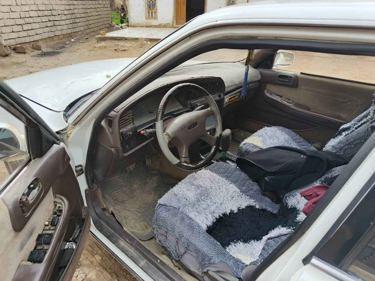 سلام عليكم مارك كربلاي البيع سيارة نضيفه بيهه خياسات بلهلاات السعر اتصل على الرقم ***********
