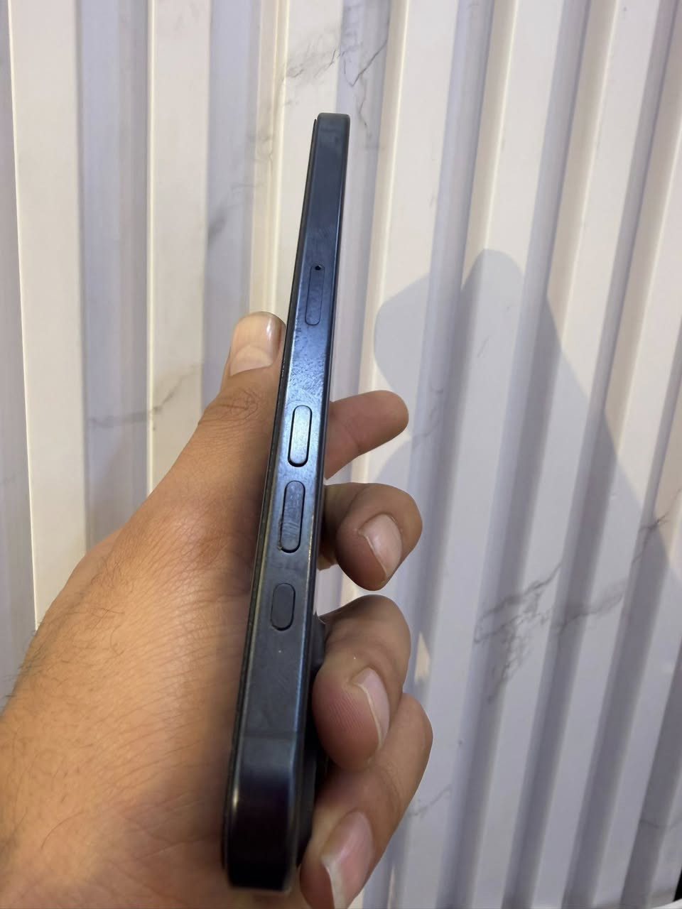 ايفون 15 برو ماكس لون نيلي مامفتوح شرط  ذاكرة 256 بطارية 97 مكان موصل جانب الايمن سعرو 1150 وبي مجال بسيط


**إذا كنت صاحب هذا الإعلان وتريد حذفه لأي سبب، رجاءا أرسل رسالة إلى الدعم الفني**