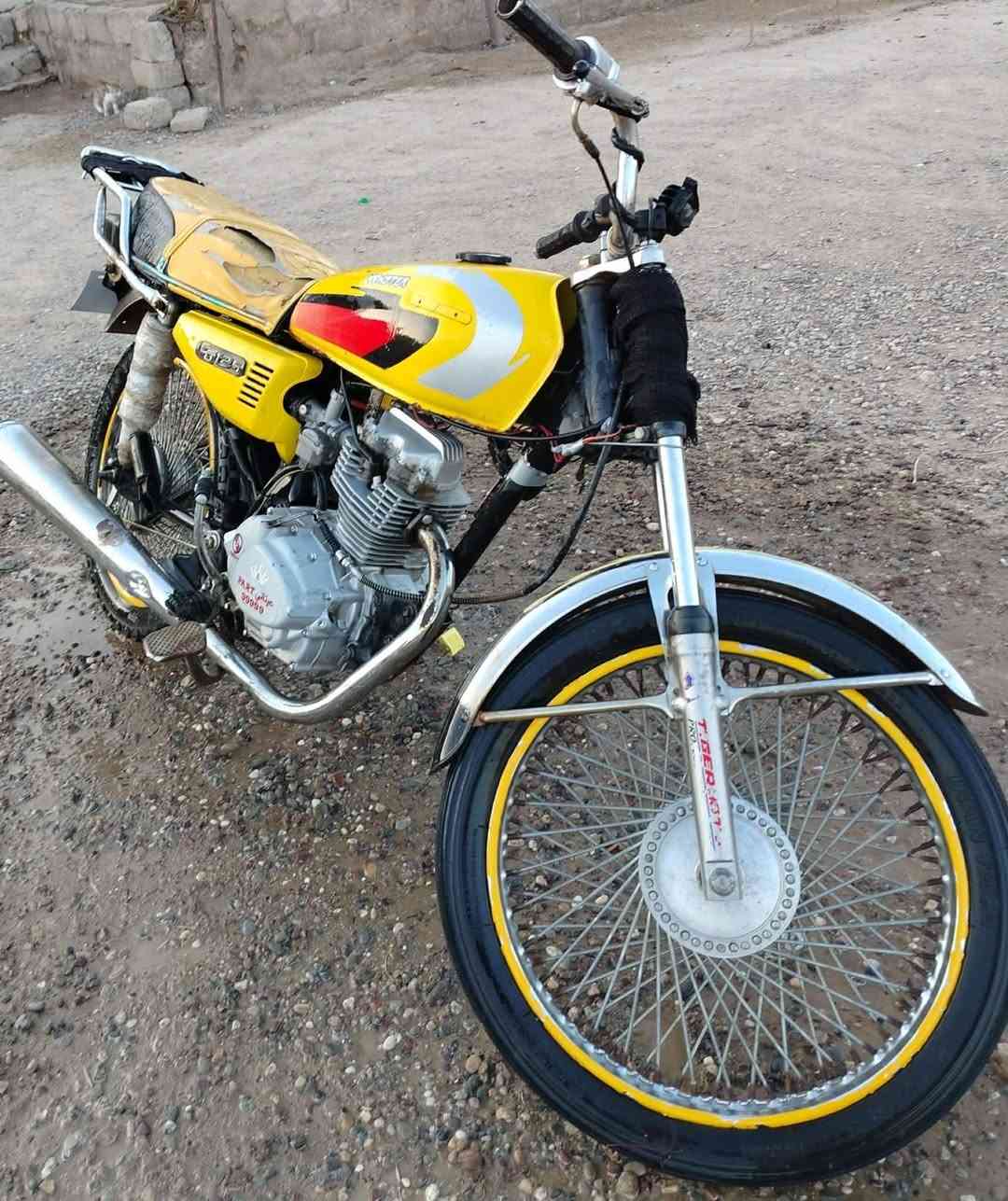 ال سلام وعليكم شباب ماطور للبيع نضافه كدام العين 250 وبي مجال ال مو شراي لا ايبزعني رجائن مكاني كياره


**إذا كنت صاحب هذا الإعلان وتريد حذفه لأي سبب، رجاءا أرسل رسالة إلى الدعم الفني**