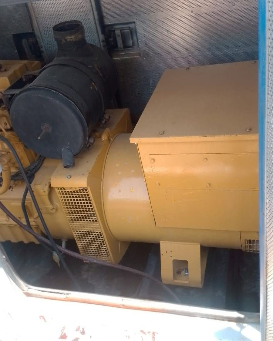 مولدات الكهربائية بيركنز كاتم انكليزي وكمنز مختلف الاحجام      150kv   kv 30kv 25kv100kv 60kv 50 كوت حي الصناعي قرب اعدادية الفارس *********** واتساب غني هيتاشي
