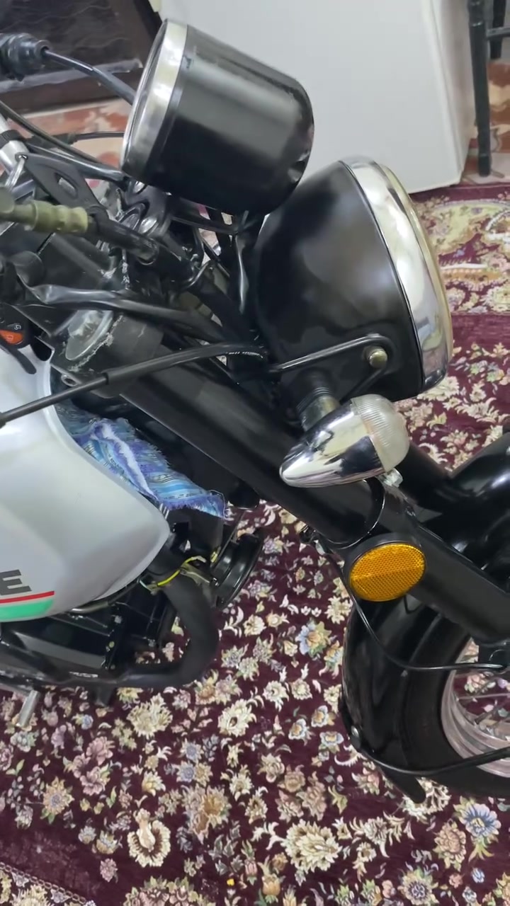 ‏سلام عليكم ورحمة الله وبركاته دراجة لايت موديل 20 الاستفسار على هذا الرقم أو على الخاص اكثر شي على الرقم تتواجد السعر 1,000,550 
￼ طلع الوالد كربلاء شارع أبو طالب الاستفسار على هذا الرقم أوراق وصولي دراجة فول أي نقص ما بيها  ***********￼￼
