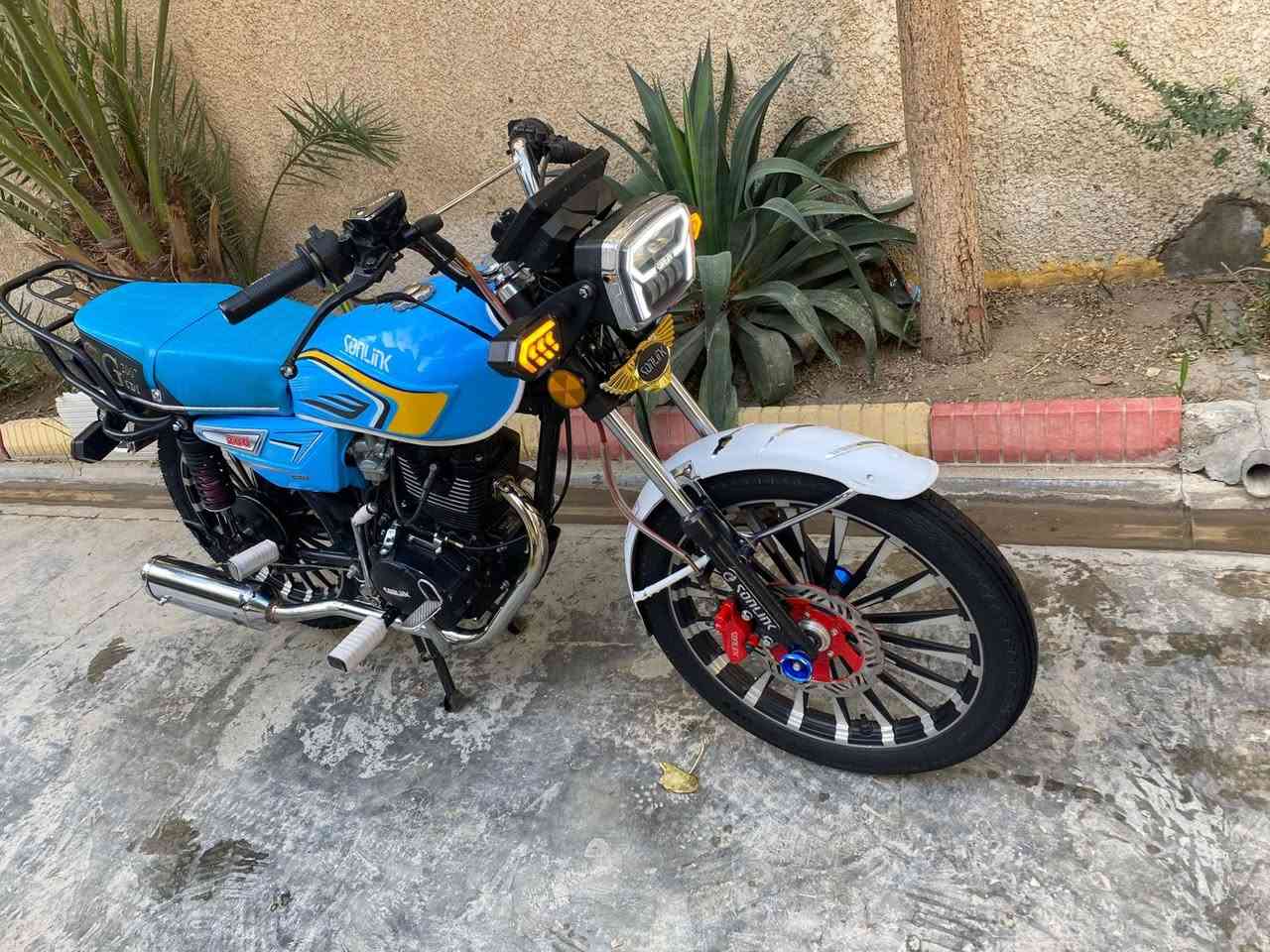 يالله
سلام عليكم دراجة سيفان موديل ٢٥ الدراجة كفالة ما عدا اشارة نقص عليها صلنصة رياضي وعقل رياضي مكينة ٢٠٠ 
ديالى بعقوبة ***********
