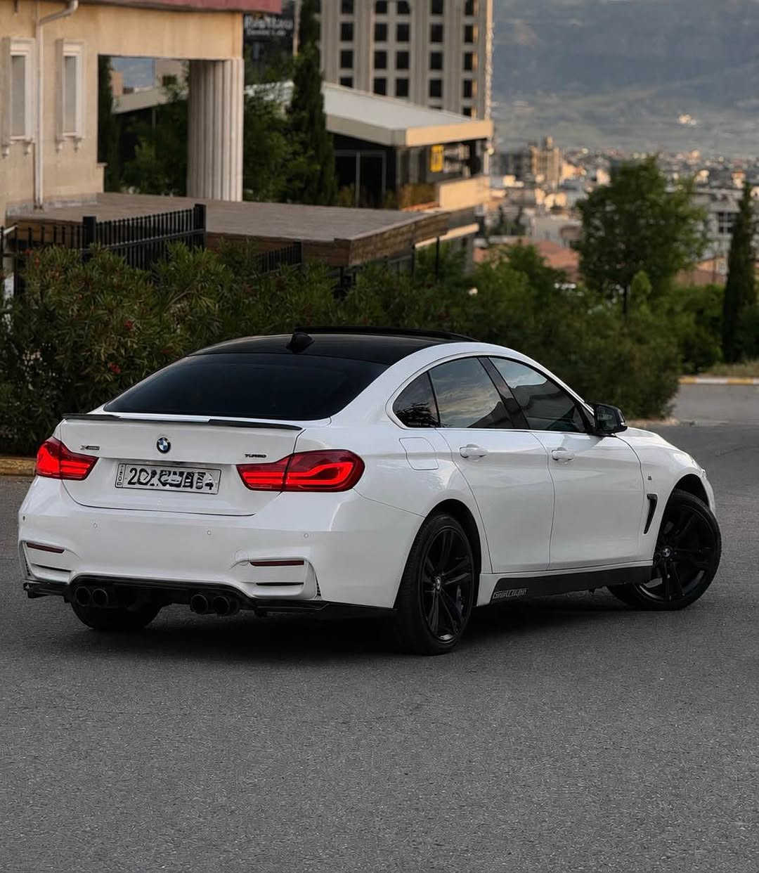 ‎بیئێم 430i  2018 xdrive
‎پێش و دواو ساڵۆنسای کراوە بە ئێم
‎بەسمە داتاشۆ رادار خەتی جادە ئۆتۆ ئیستۆپ سنوق کارەبا سلایت سێمۆدی لێخورین کوشن کارەباو خەزن و هیتەر ئۆتۆ سارت تەحدید  سرعە لایت لید پێش و دووا سوکان شەفت حاسە  کامێرا شەشە لایت لیدو عەدەسە
‎مەکینە ۲٠ تۆربۆ 
‎رەقەم و سەنەوی و هەزەی تازەیە
‎گێڕو مەکینە نەکراوەتەوە 
‎پێش و دواو هەموو گیانی سێرڤس کراوە
‎تەنیا ١ درگای بۆیاخە بێناوگرتن بێ ئێرباگ
‎چەمەلەخێکی گۆراوە بە بیلاد
‎ژمارەی شانسی👇
WBA4J3C56JBG94822
‎۱۹۲ گەلا و مەجال
***********
___ السليمانية, العراق
