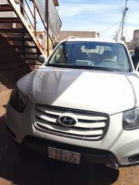 سنتافي 2012 كفاله ومرتبه 6 سلندر مبدل بس طابوكه سعره 160 وبيها مجال 07...