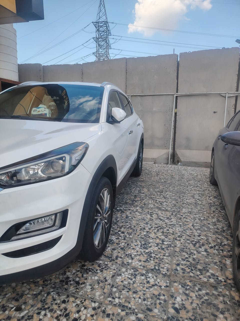 السلام عليكم
توكسان خليجي موديل 20🚘
بيهه شخط من جهت اليمين خفيف
كراسي كهرباء
سايدبريك رجل
3بصمات
ترحيب يدات
مري شفط
3انضمه قياده
شاشه كامره
دكتين تبريد
داخل مخمل
سياره نضيفه ماشيه 83
السعر💵
180$
العنوان📍
بغداد الشعب
لاستفسار☎️
***********
