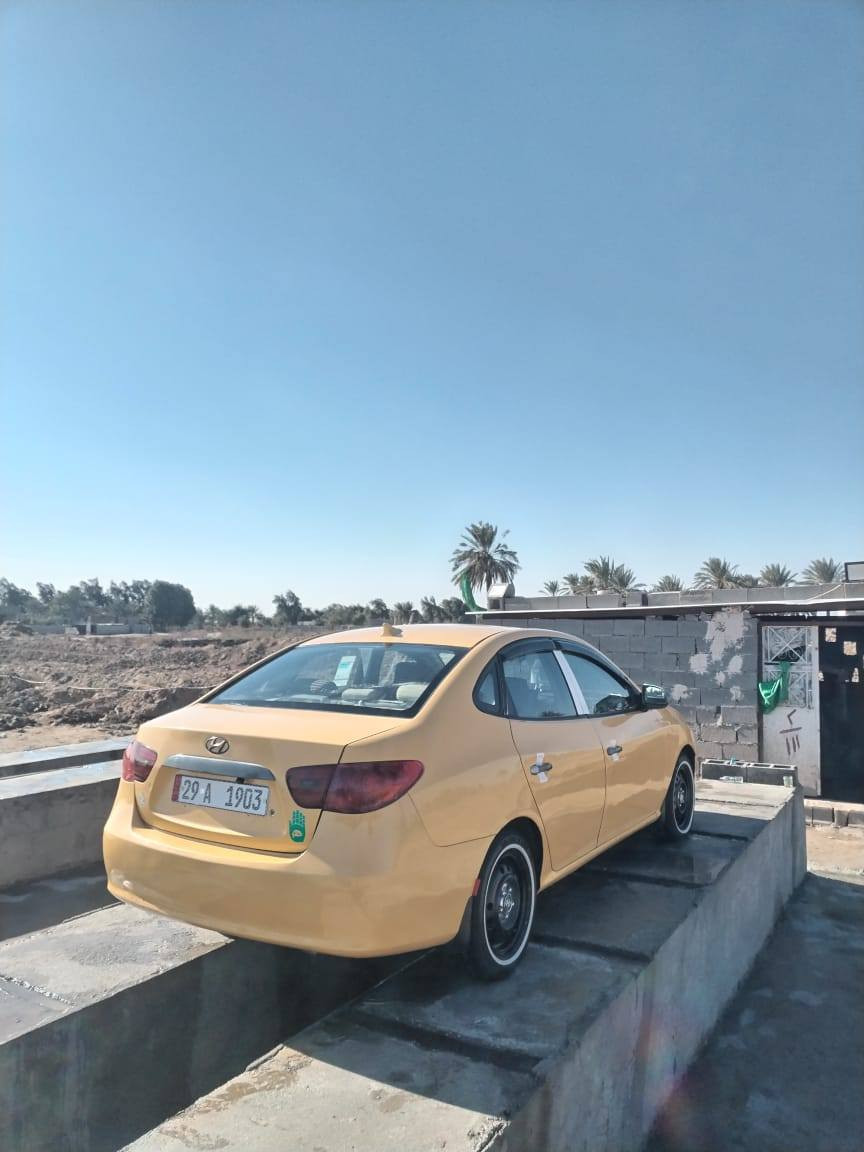 السلام عليكم انتره 2009لبيع مكينه 200 بسمي تريد تحويل تريدوكاله السعر ٨٨ وبيه مجال مكان واسط الصويره ***********
