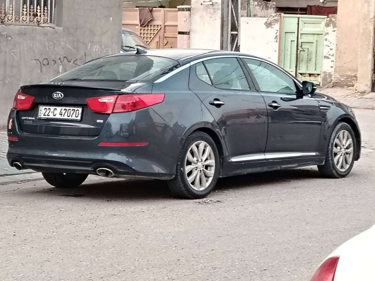 بتمه مديل 2015 ماشيه 160كيلو لون مميز بحري ورد مريكي حدثها موجود هوا وسونار معه صور  سياره بدون دواخل جديده ونضيفه بدون شخوط حداديه كير ومكينه كفاله       مكاني كربلاء *********** شراي يتصل وبل خدمه
