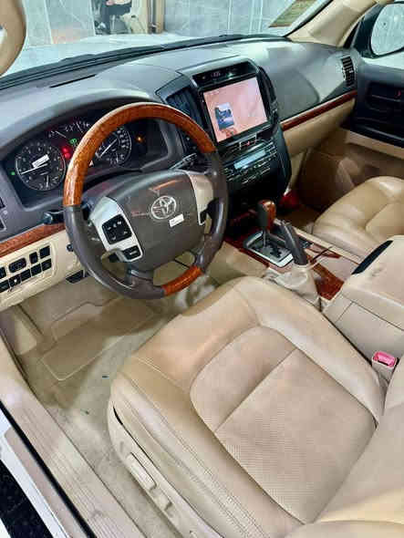 تويوتا لاندكروزر 2013 GXR ياباني
فول فول مواصفات

كوشن جلد
كوشن كهرباء
لايت ليد
سلايد
فلجة
هوك
مرائة زينة
السيارة لوك لوكة
ماشية فقط 101 ألف كم
المكينة والگير شرط

السيارة بدون بويه
بيها بس پەلة ساردية وحدة
سنة‌وي‌و ژينگە جديدة
أربع تايرات لوكي جديدات
رقم المالك ***********
