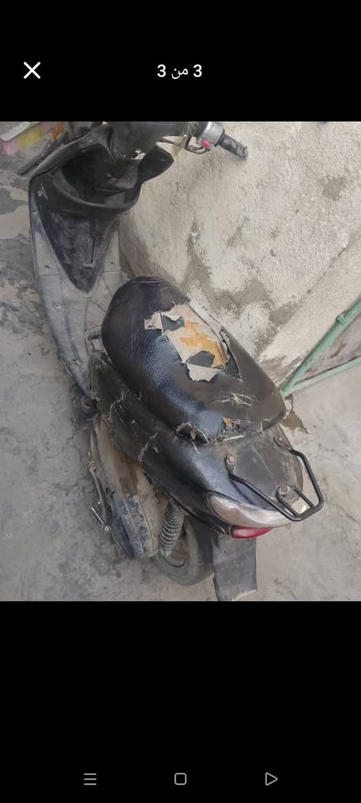 سلام عليكم دراجه عصفوريه للبيع شغاله 
سعر 100.     وبيه مجال 
بغداد مدينه صدر
***********
