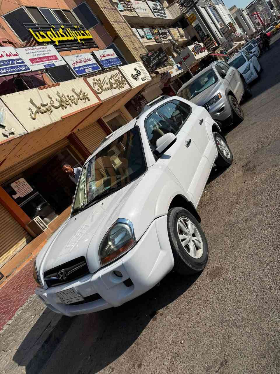 توسان خليجي 2009مكينه 2000 دوش مرغوب كير مكينه تبريد صدر تخم تاير كله جديد  بيهه قطعه وحده وكم شبر صبغ سعره 111 مكاني  بغداد ***********
